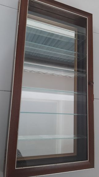 Vitrina de pared