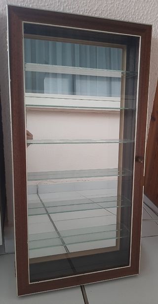 Vitrina de pared