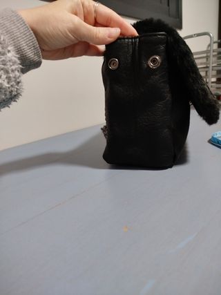 Bolso de pelo negro