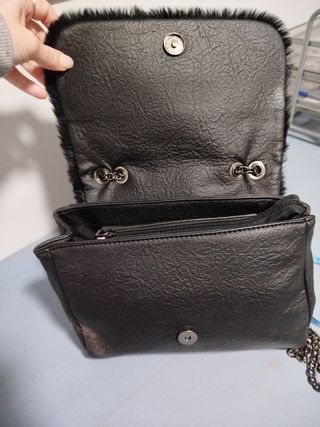 Bolso de pelo negro