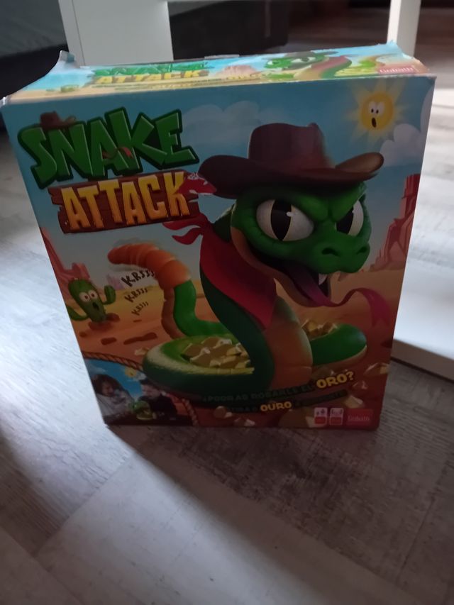 Juego snake attack