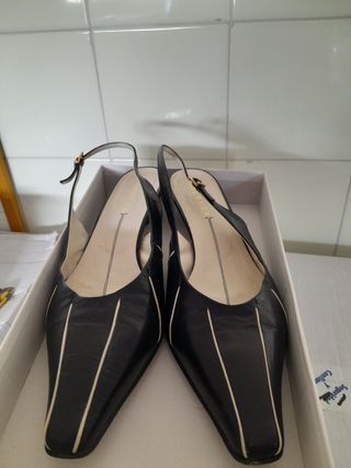 Zapatos con tacón de la marca Farrutx