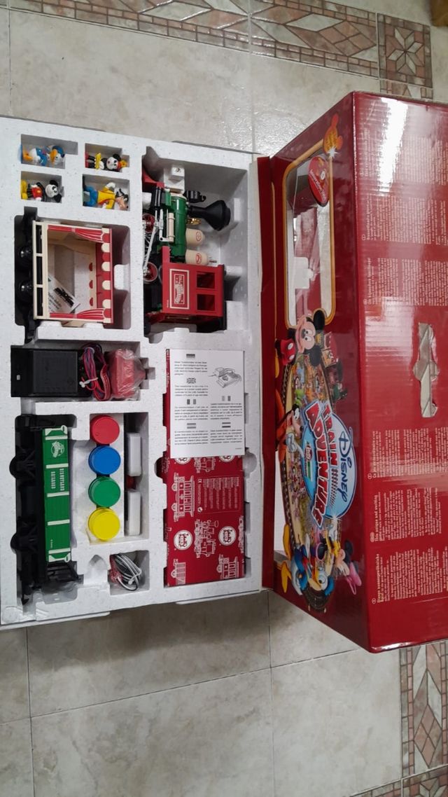 LGB 90313 DISNEY TRAIN ADVENTURE TREN