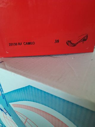 Zapato con tacón pequeño Martini Osvaldo