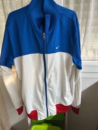 Chaqueta nike 