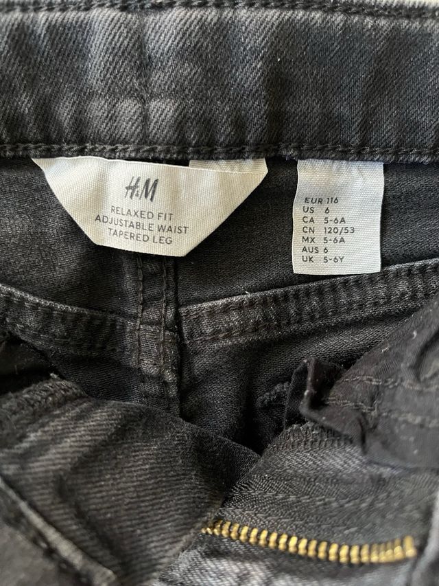 PANTALÓN talla 5-6 -H&M-