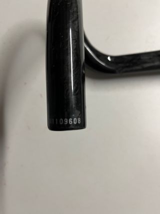 Potencia y manillar de carbono