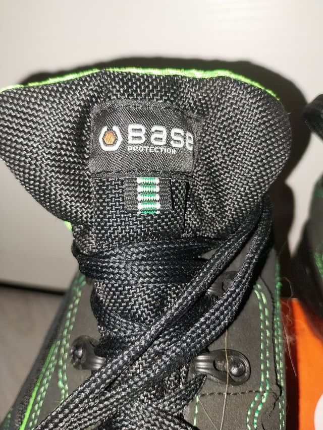 Scarpe antinfortunistiche 