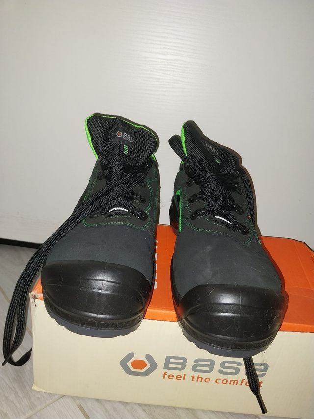 Scarpe antinfortunistiche 