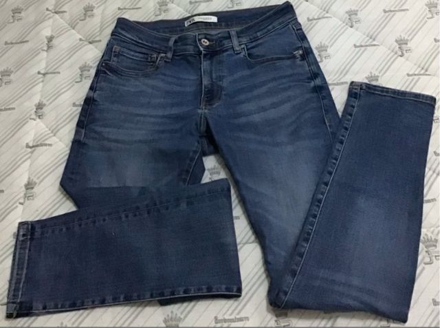 Pantalón joven hombre