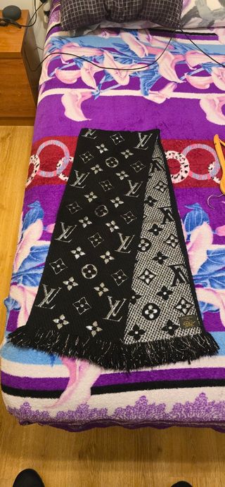 Bufanda luis vuitton original negra