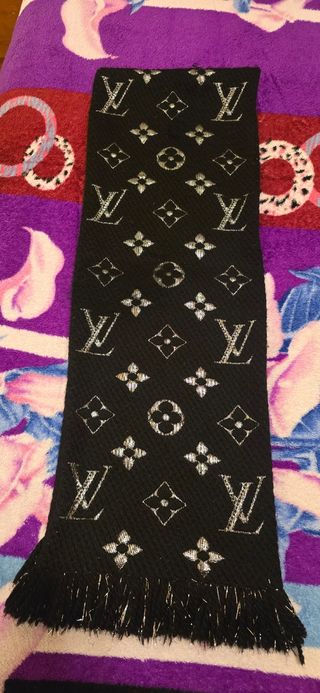 Bufanda luis vuitton original negra