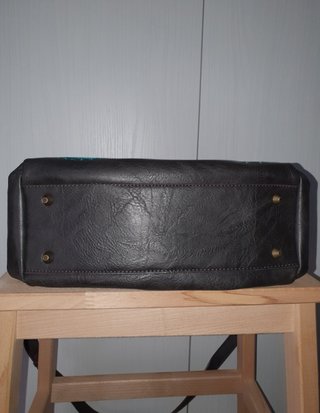 Borsa Desigual  nera a ricami multicolore