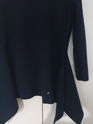 Top asimétrico punto stretch Carolina Herrera