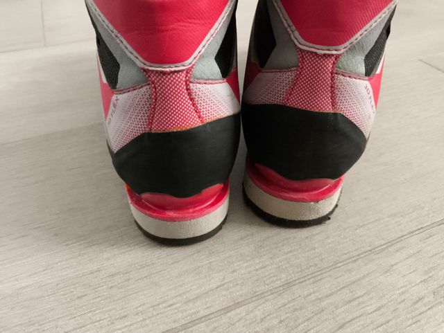 Botas Montaña La Sportiva talla 39