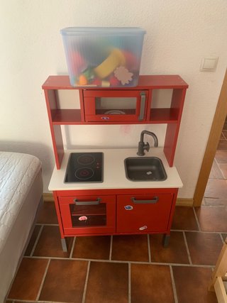 Cocina juguete madera con complementos URGE