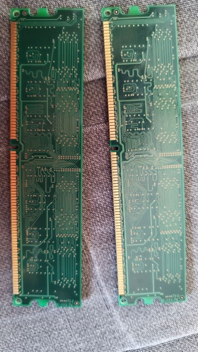 Memoria RAM 512 DDR PC3200 x 2