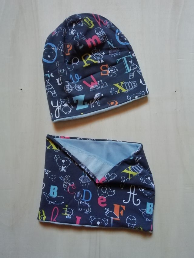 Scaldacollo e cappellino