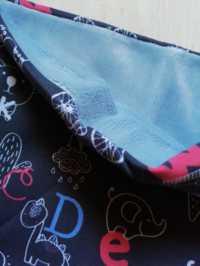 Scaldacollo e cappellino