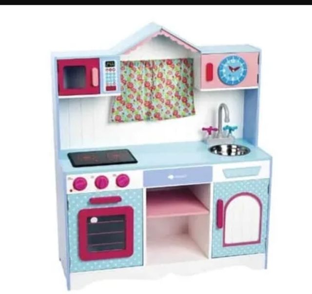 Imaginarium Provence Window Kitchen 