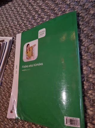 FISIKA ETA KIMIKA IKERTU SAILA 3 DBH EGITEN JAKIN