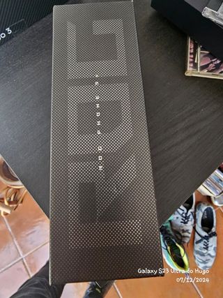 Rog Phone 5s APENAS CAIXA e MANUAL