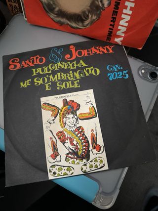 Collezione 45 giri Santo & Johnny