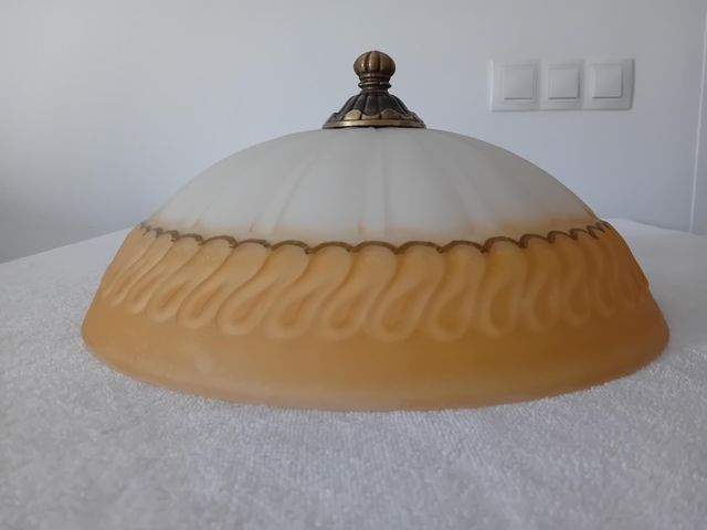 Repuesto Tulipa de Cristal con Filo Dorado 35cm Ø