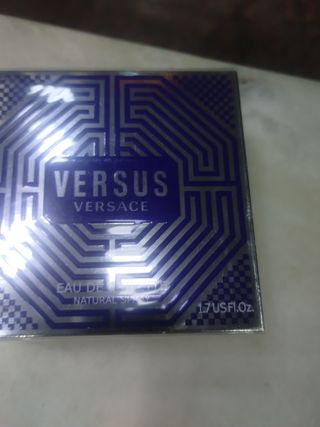 Profumo Versace Versus