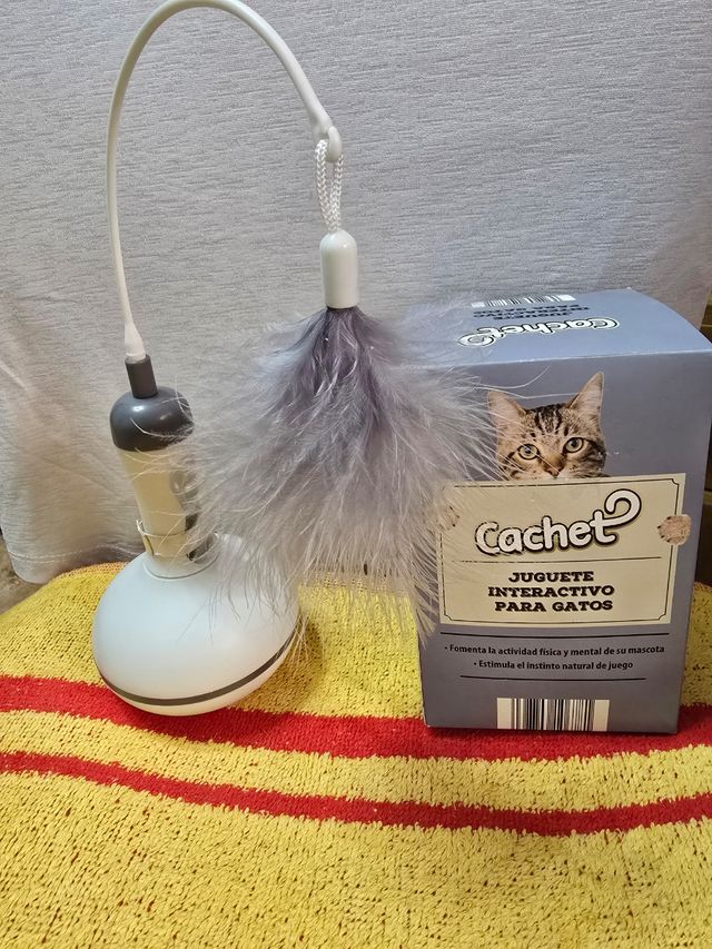 Juguete interactivo para gatos