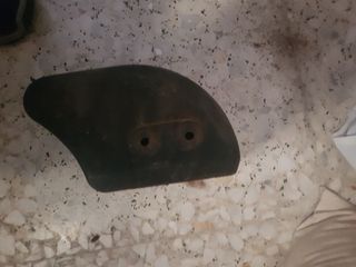 Puntera paragolpes defender