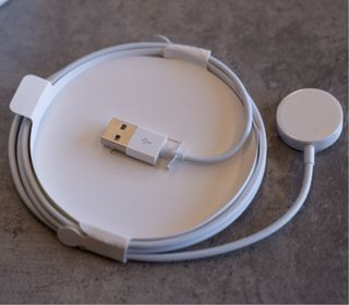 Cargador original apple watch