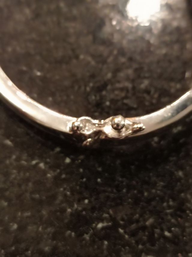 Camille Lucie bracciale rigido.