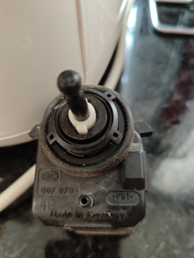 Motor regulador faros Clio II