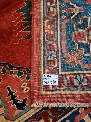 Tappeti orientali annodati a mano