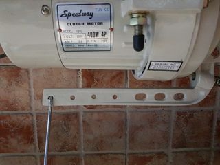 Maquina de coser industeial