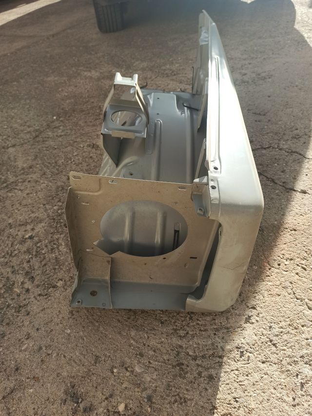 Suzuki SJ410-Aleta delantera Izquierda