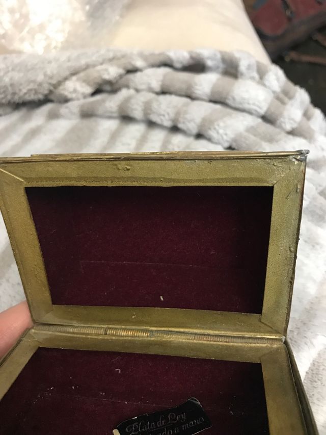 joyero hecho a mano de plata