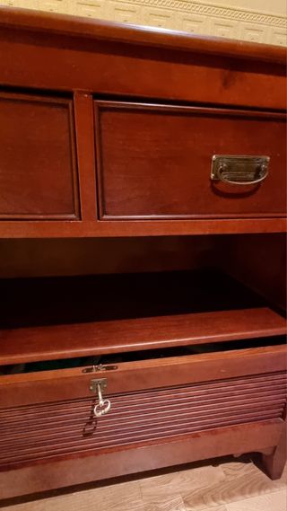 Aparador madera cerezo calidad