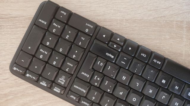 Teclado Logitech K220 Bluetooth