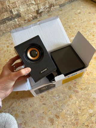 Altavoces V - 585 Raptor.