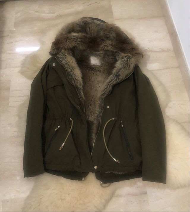 Parka caqui Zara