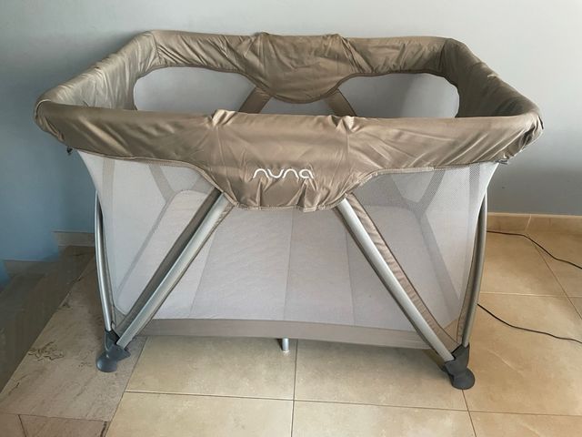 Cuna y paque plegable