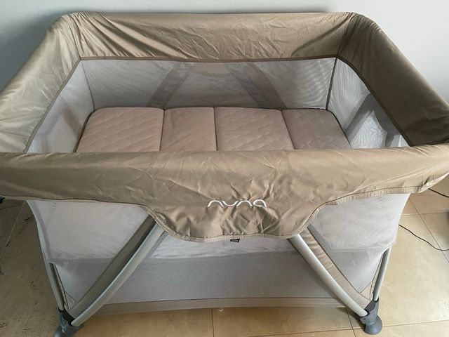 Cuna y paque plegable