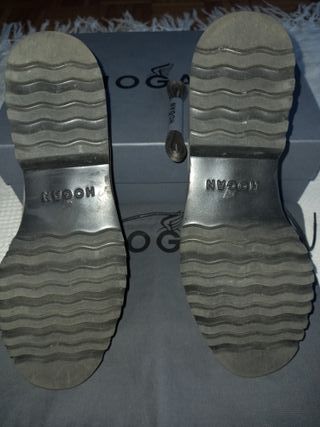 Hogan scamosciate riflessi oro