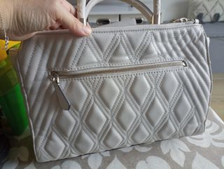 Bolso Guess sin usar