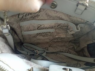 Bolso Guess sin usar