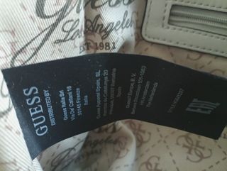 Bolso Guess sin usar