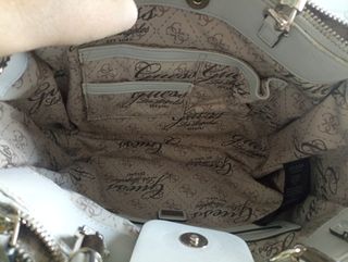 Bolso Guess sin usar