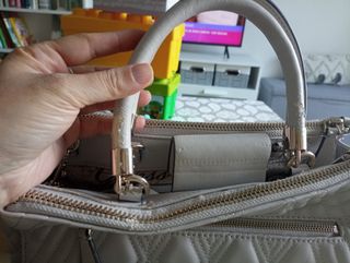 Bolso Guess sin usar